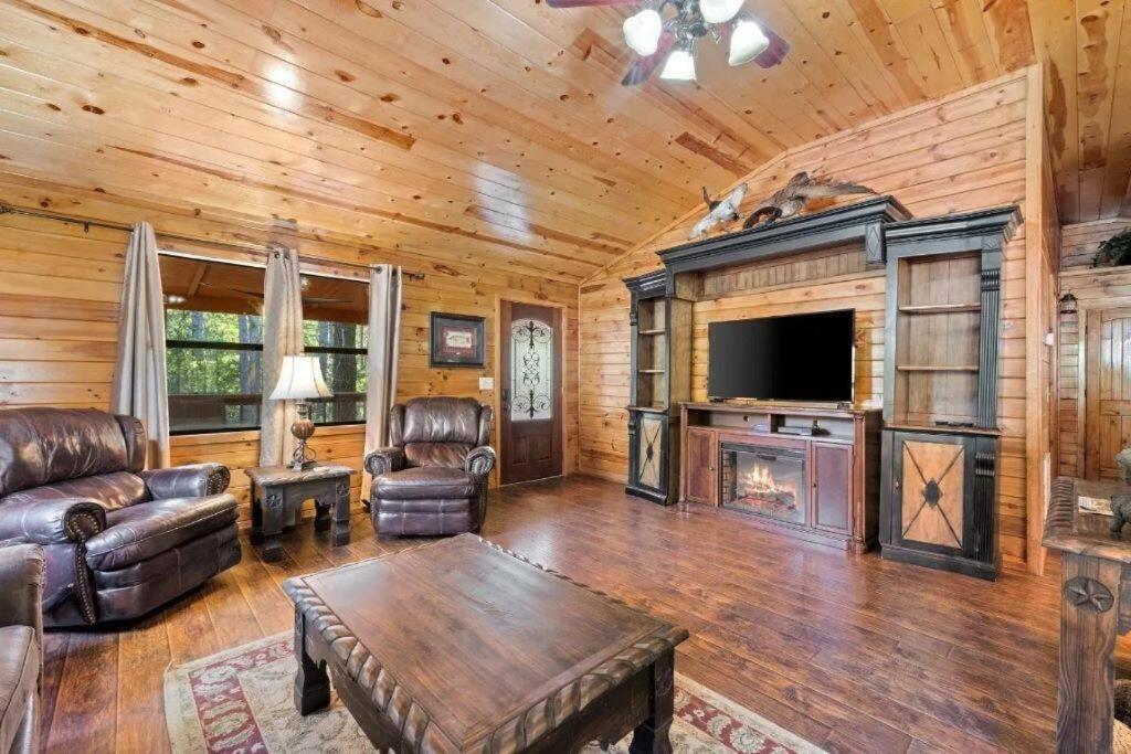 브로큰보우 Misty Moonlight, Sleeps 4, Mountain Cabin 아파트 외부 사진
